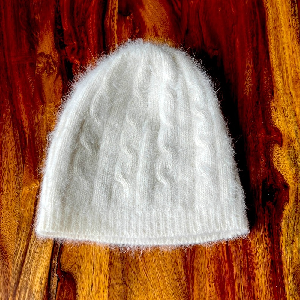 Angora Rabbit Hair/Wool blend cableknit beanie